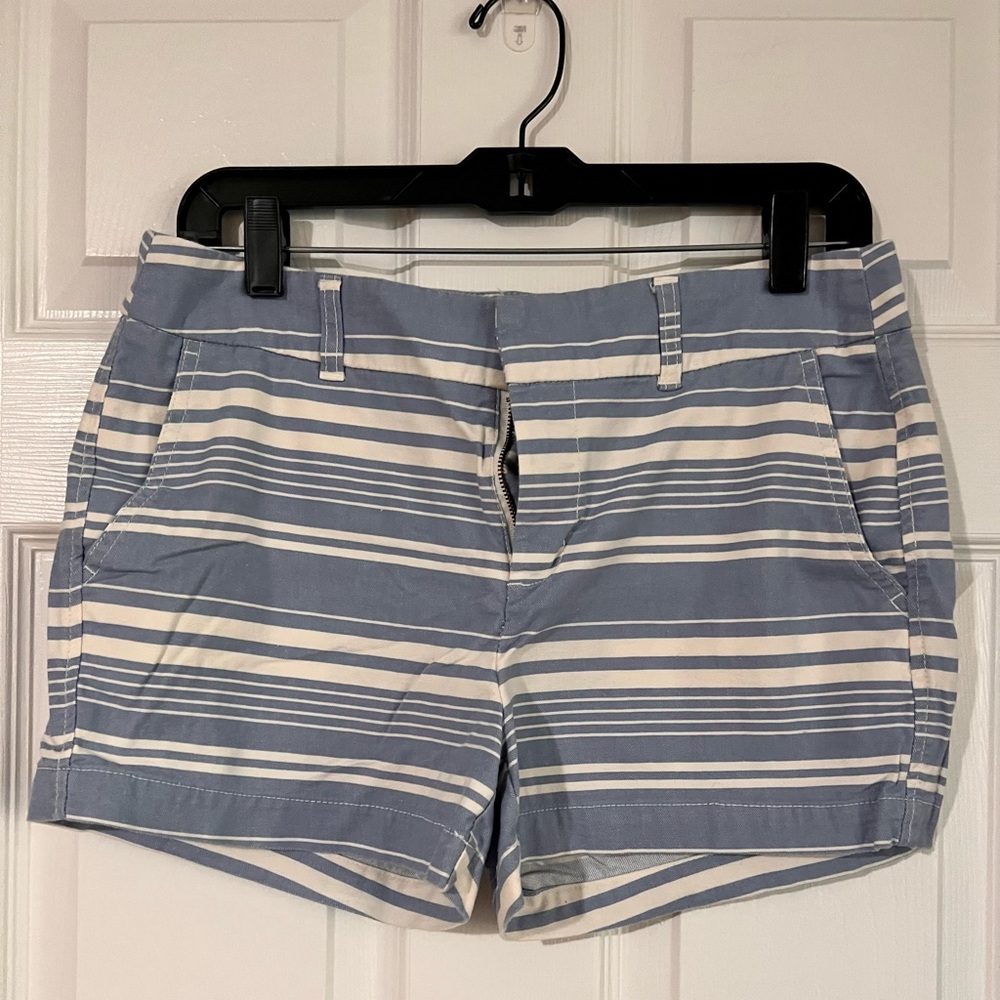 Khakis by Gap City 3 Inch Striped Shorts